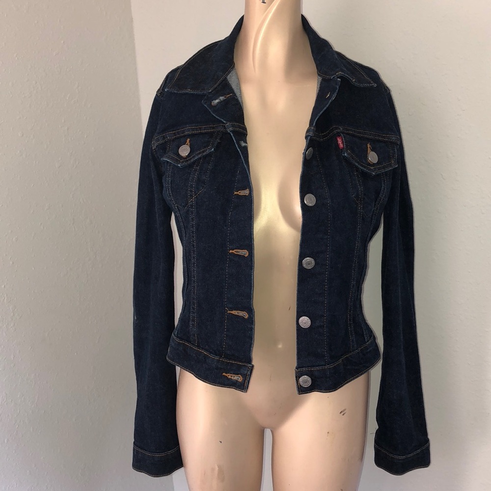 Levi’s classic denim jean jacket size small EUC